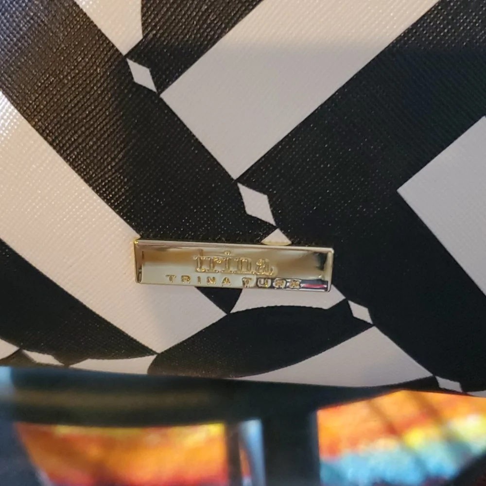 Trina turk large cosmetic bag 🎒with goddess filled xo